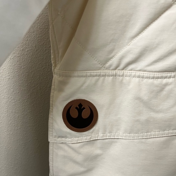 EUC Limited Edition Columbia Leia Organa Echo Base Jacket Size XL (Price Firm) - Picture 6 of 15